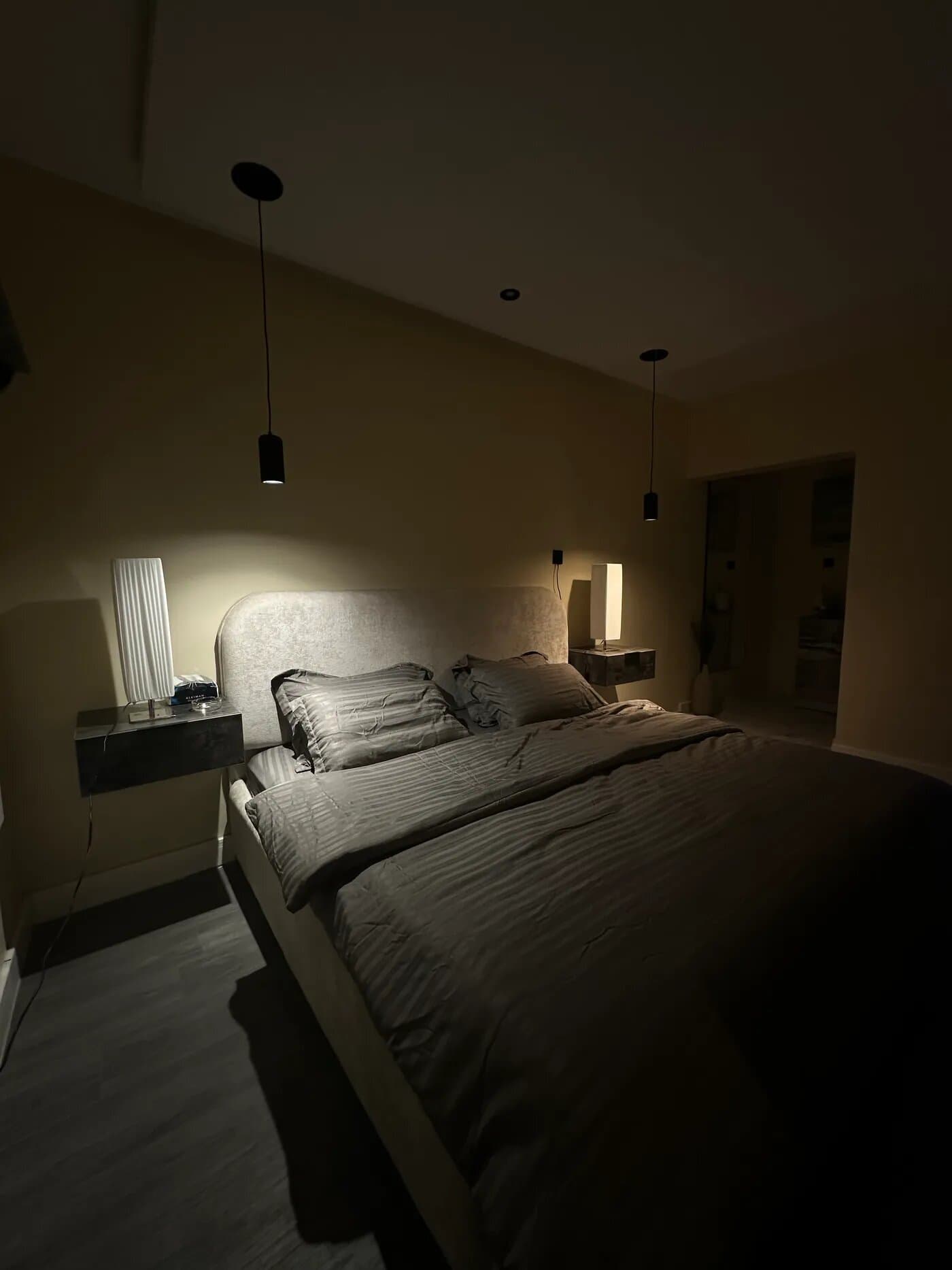 استديو هادئ بدخول ذاتي 8