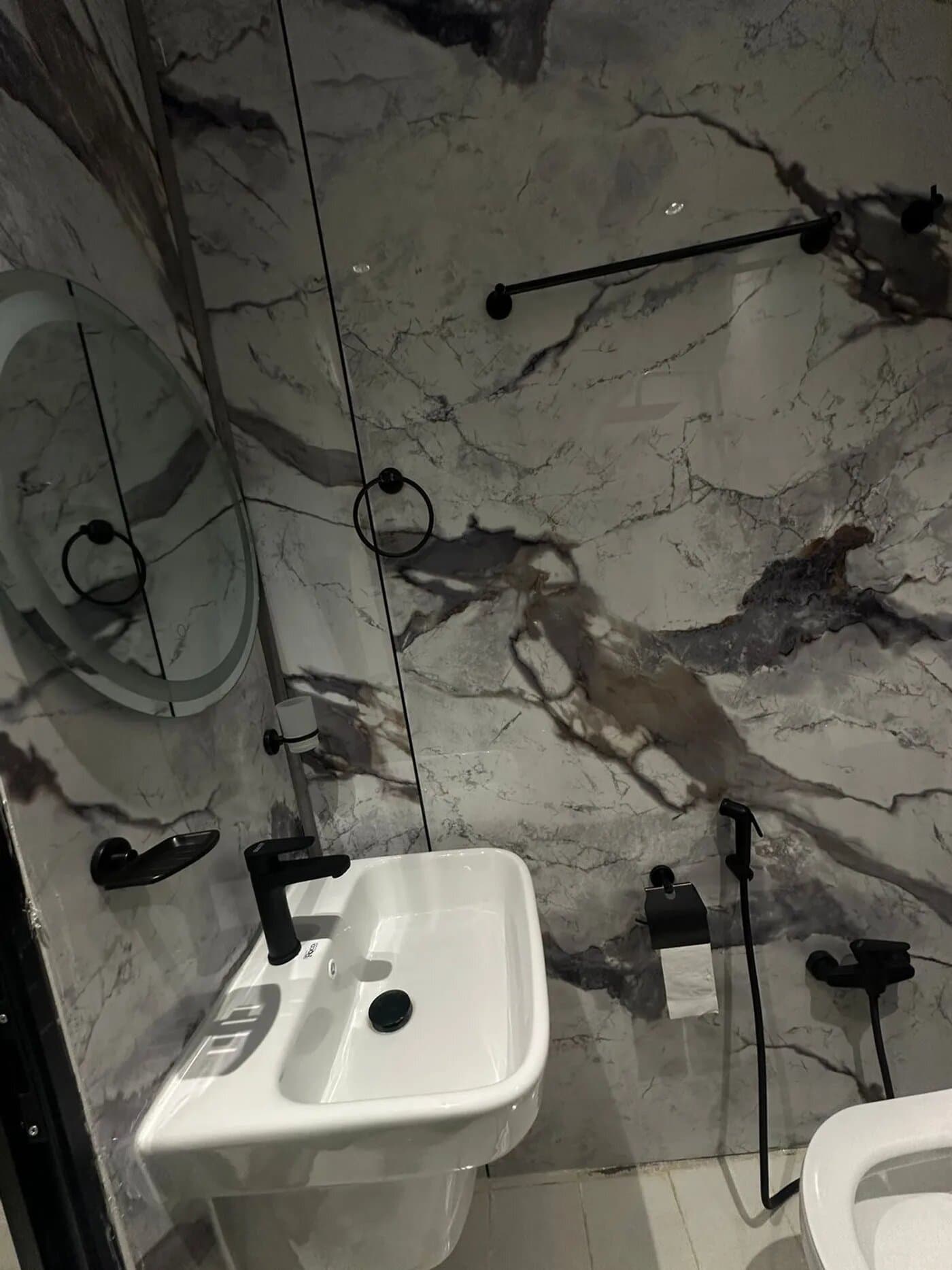 استديو هادئ بدخول ذاتي 10