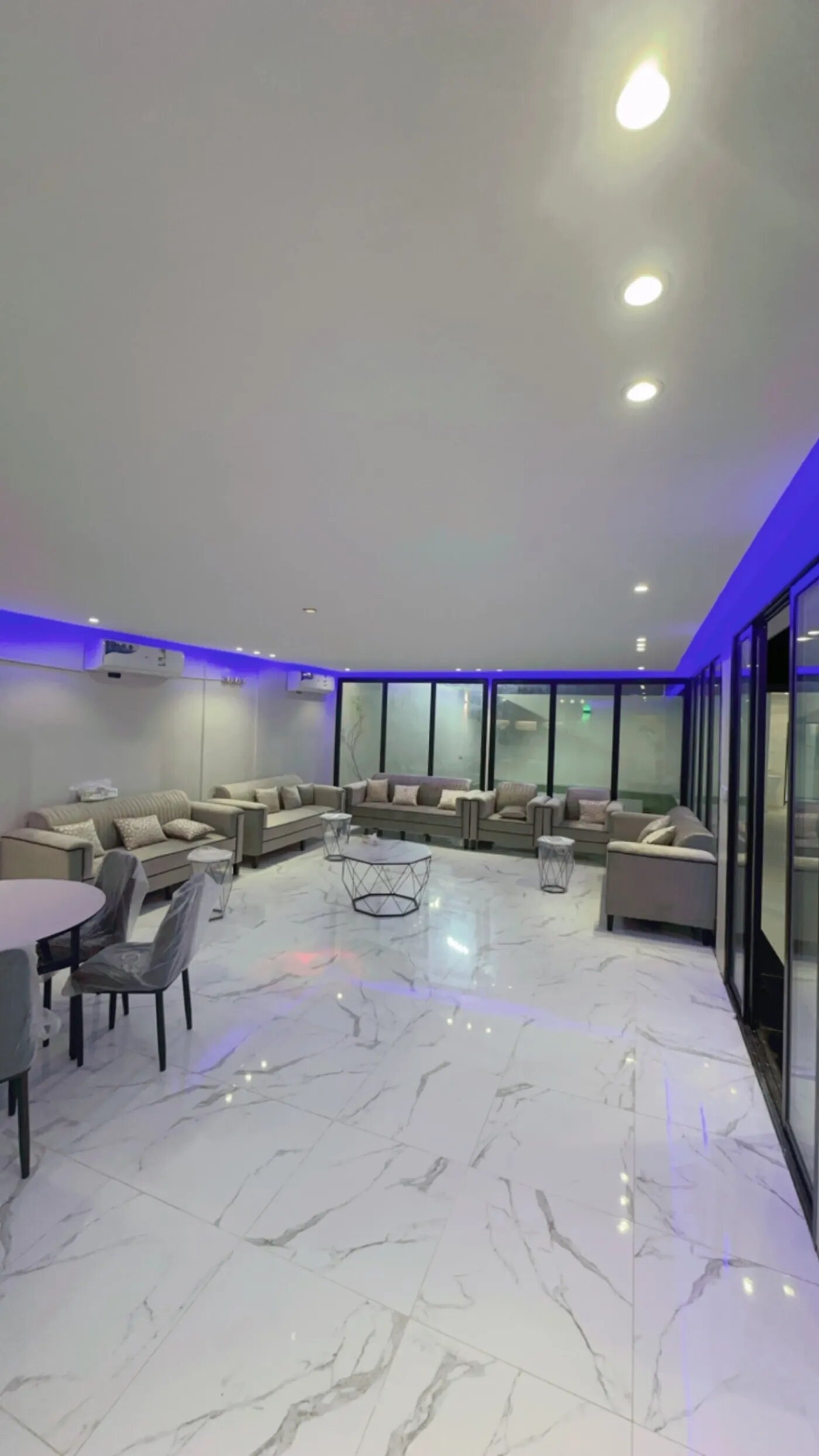 شاليه من واجهه زجاج, حي ضاحية نمار, Riyadh 5