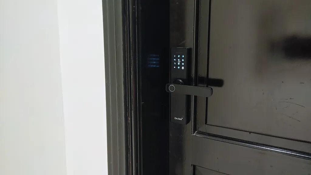 استديو بأثاث مريح وبسيط 2