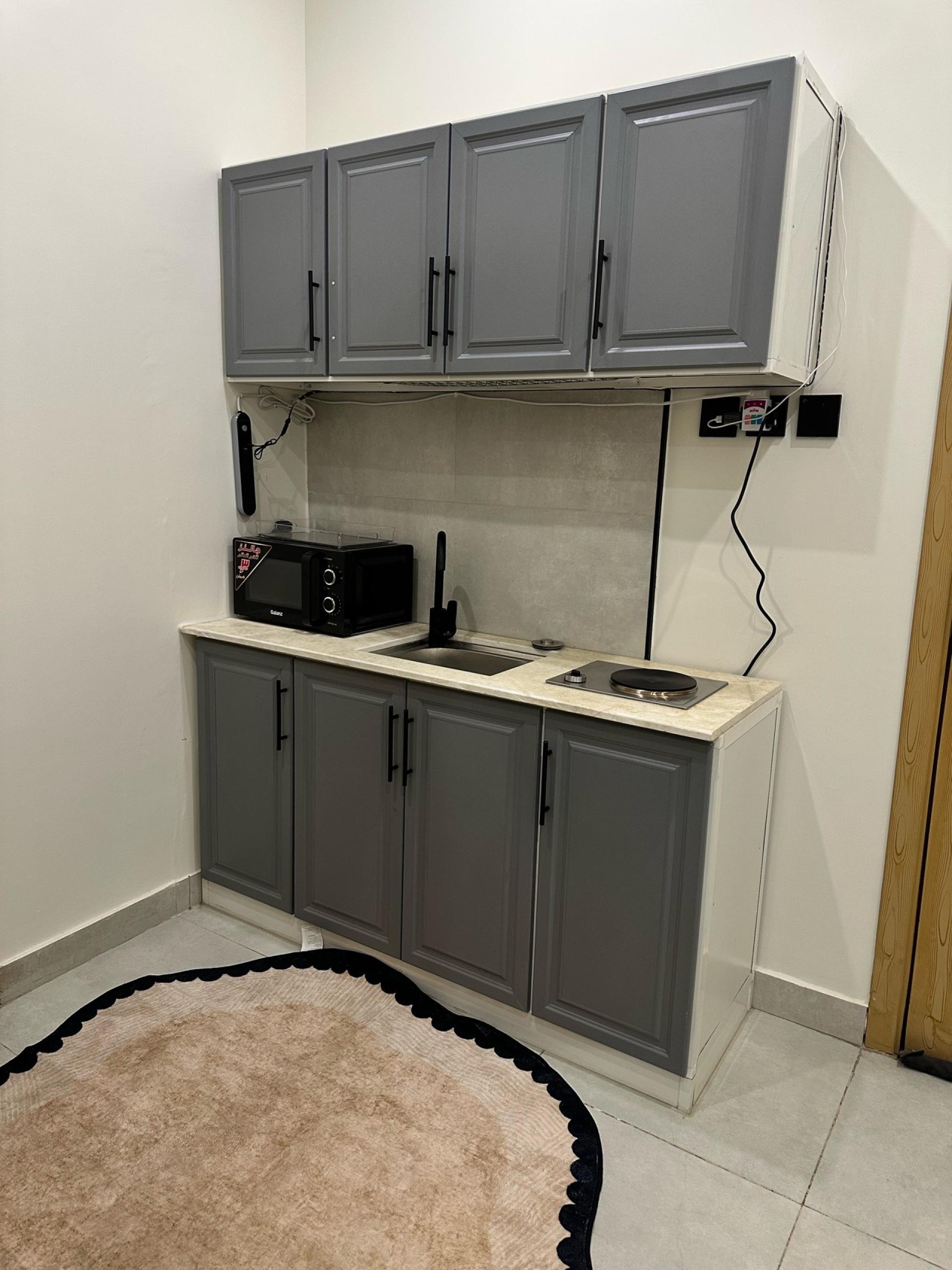 استديو بسرير ماستر M10l102 9