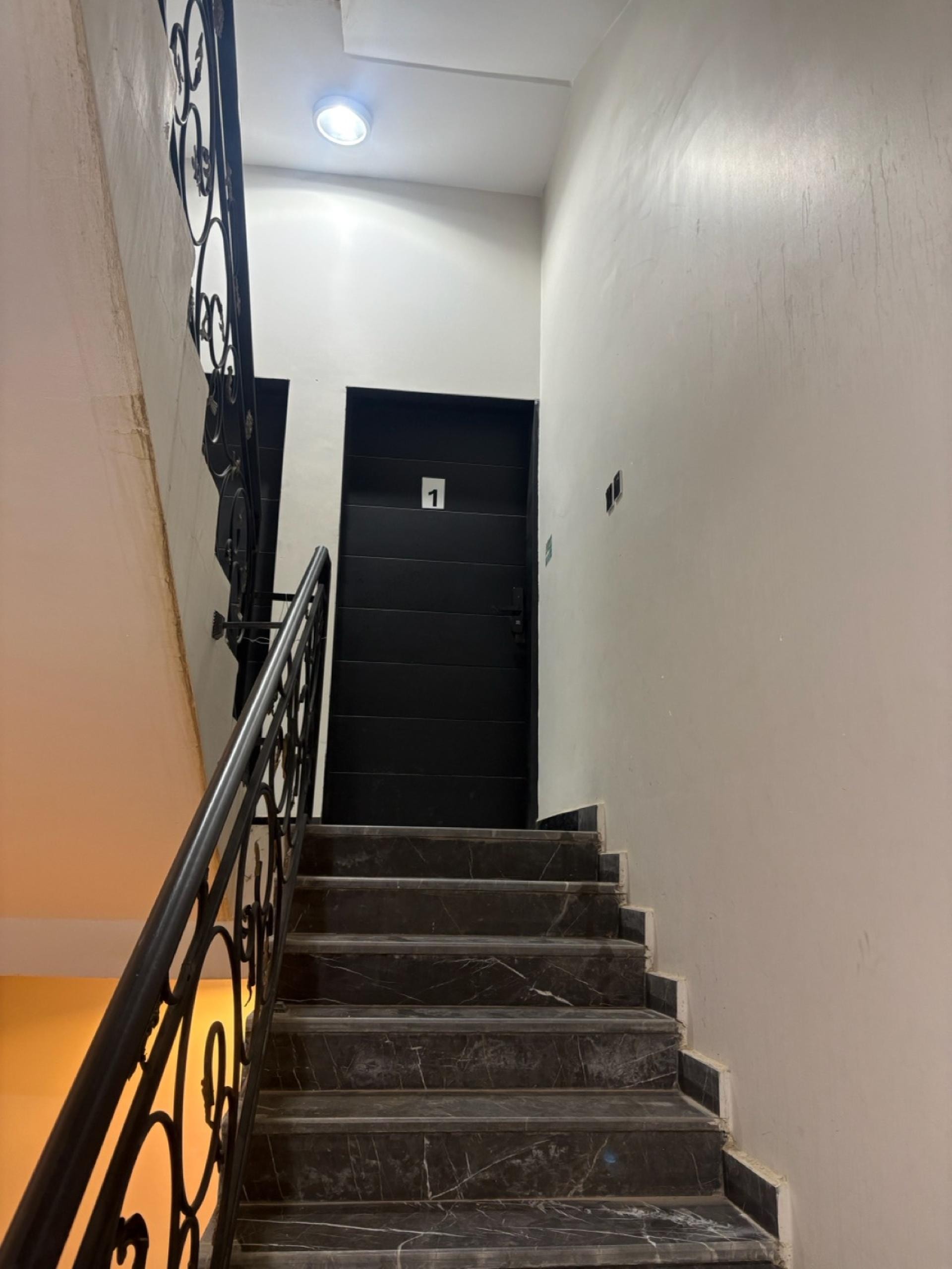 شقة غرفة وصالة البيان, حي البيان, Riyadh 11