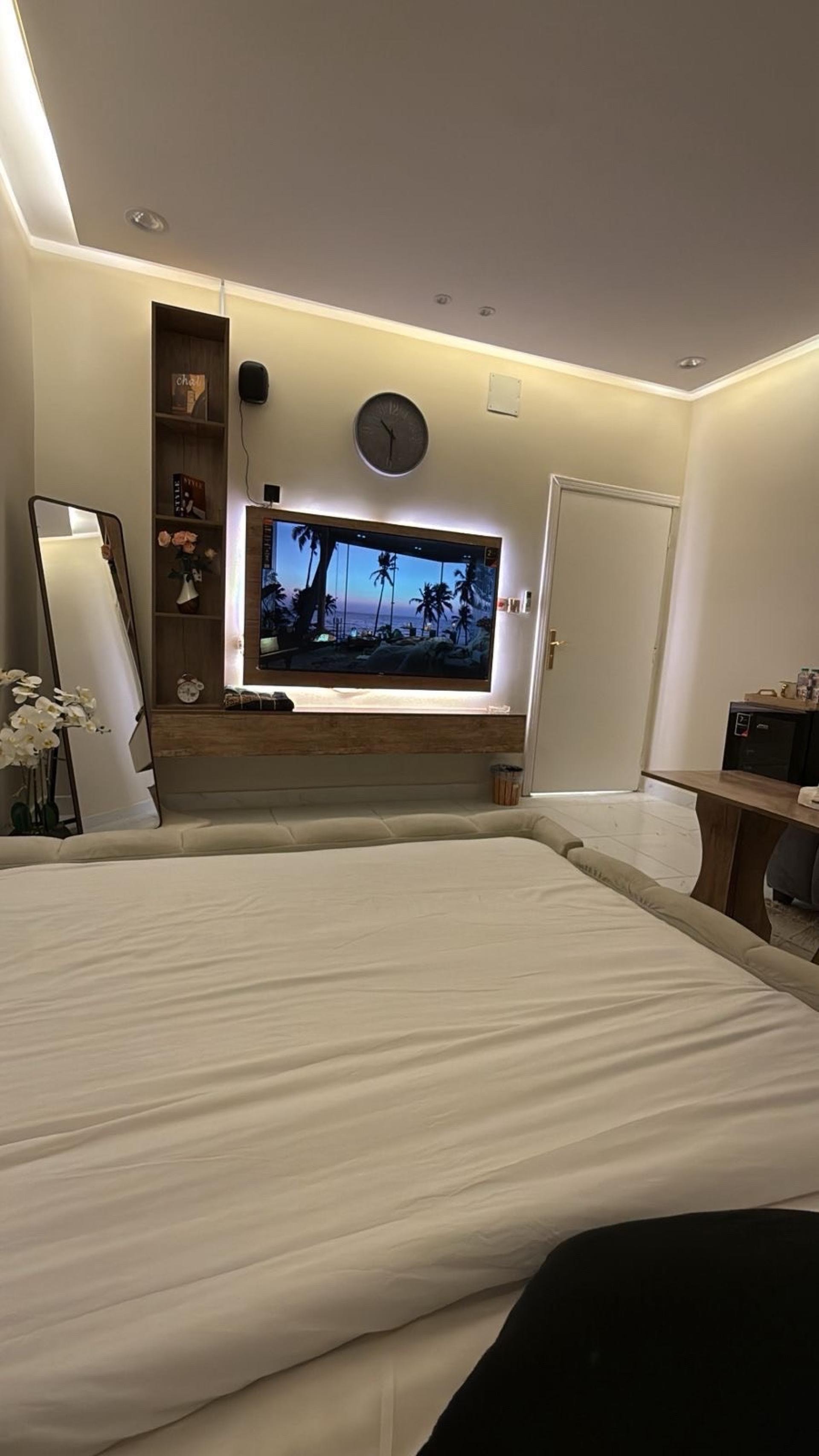 استديو انيق بدخول ذاتي, حي اليرموك, الرياض 10